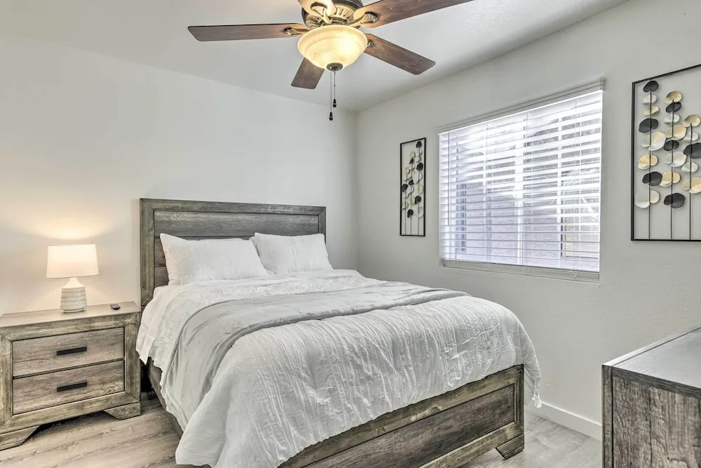 Downtown Gilbert Condo w/ Screened Porch!