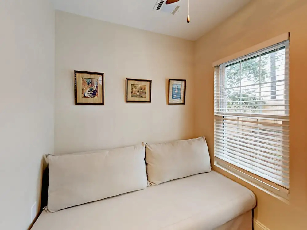 Charming East Austin 1 Bedroom 1 Bathroom Home