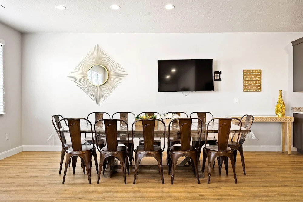 Latitude Adjustment townhouse