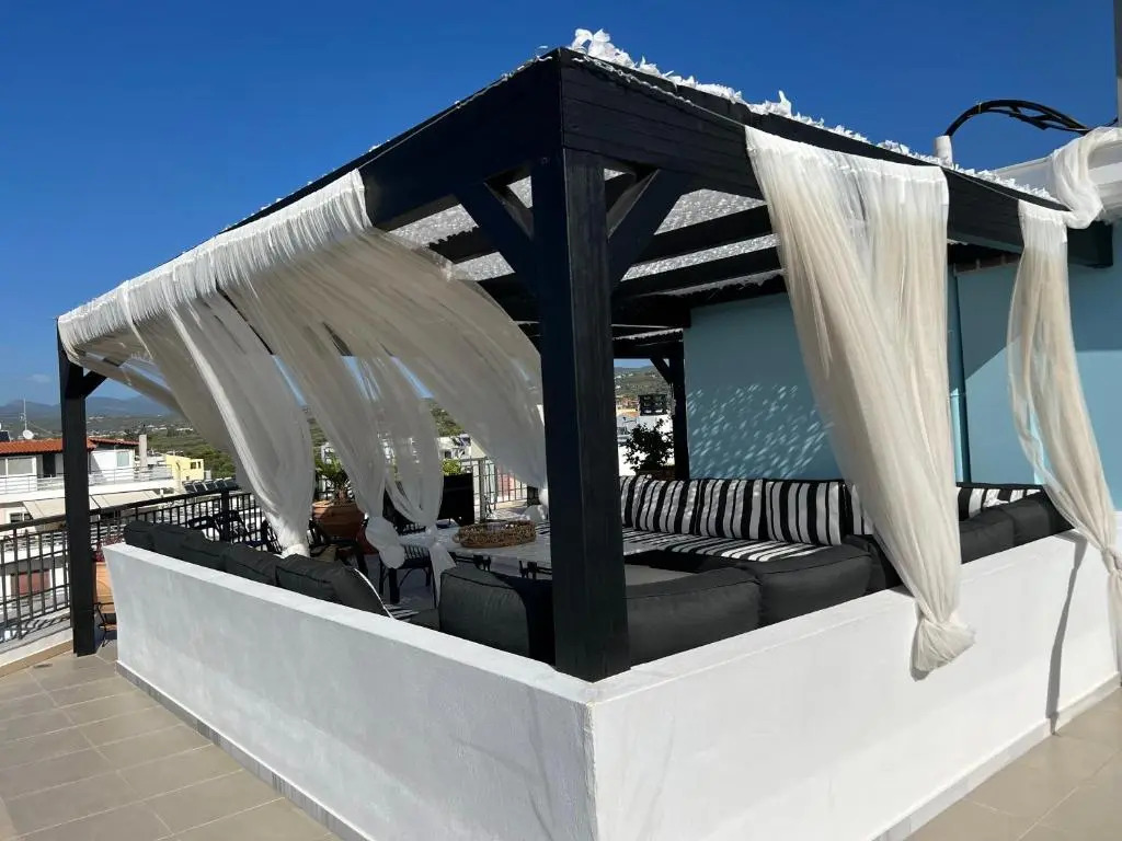 Magical Seaside Town Boutique Apts 2