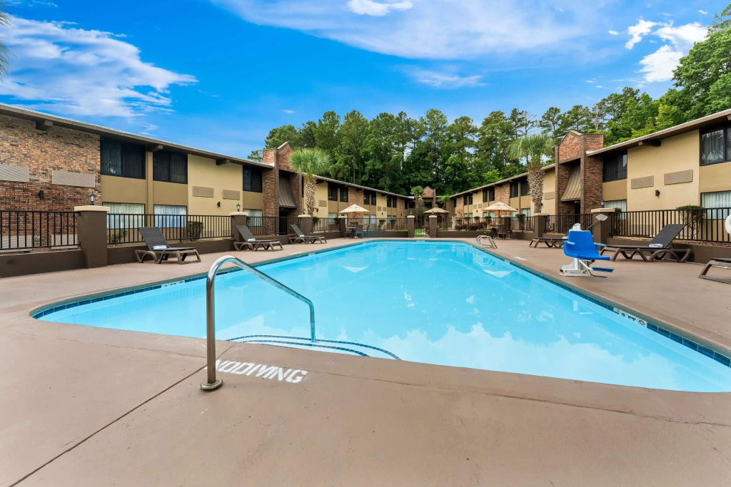 Best Western Riverside Inn