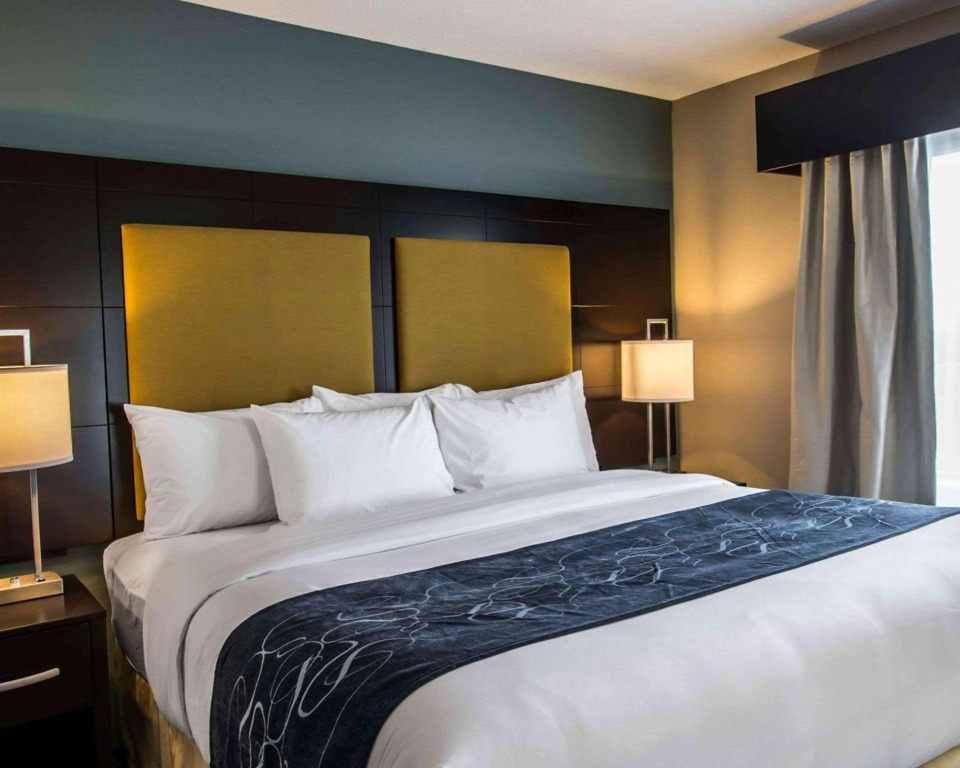 Comfort Suites Fort Lauderdale Airport South & Cruise Port