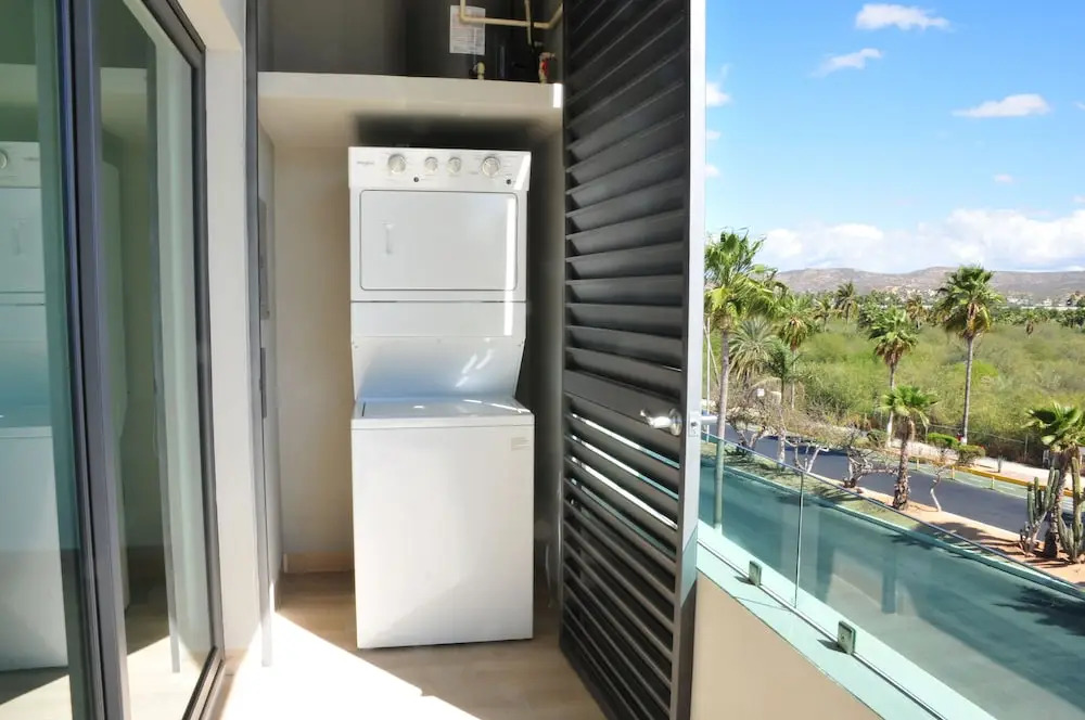 Cactus 1092 Oceanview Lux condo's w Rooftop Pool/Kitchens - Beach Access