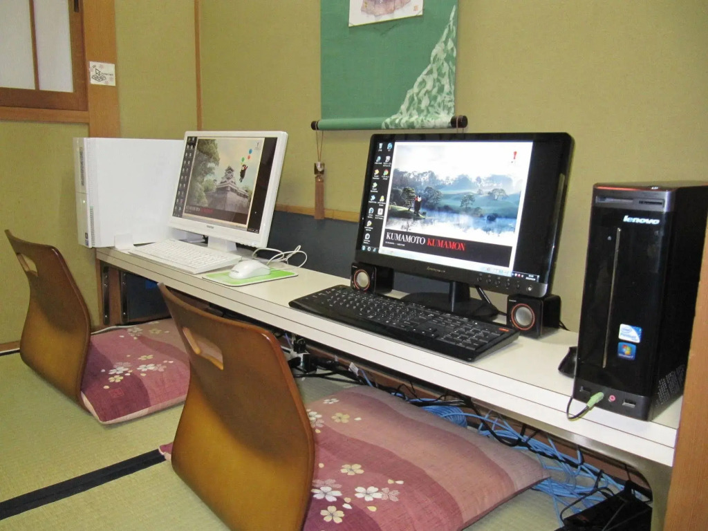 Dyeing and Hostel Nakashimaya - Female Only