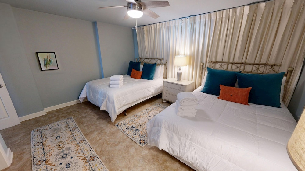 Shoreline Towers 2094 2 Bedroom Condo