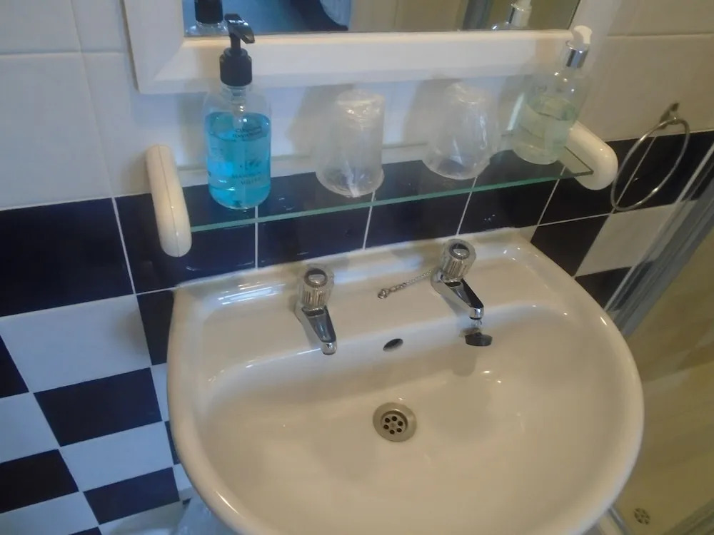 Cherwood Guest House