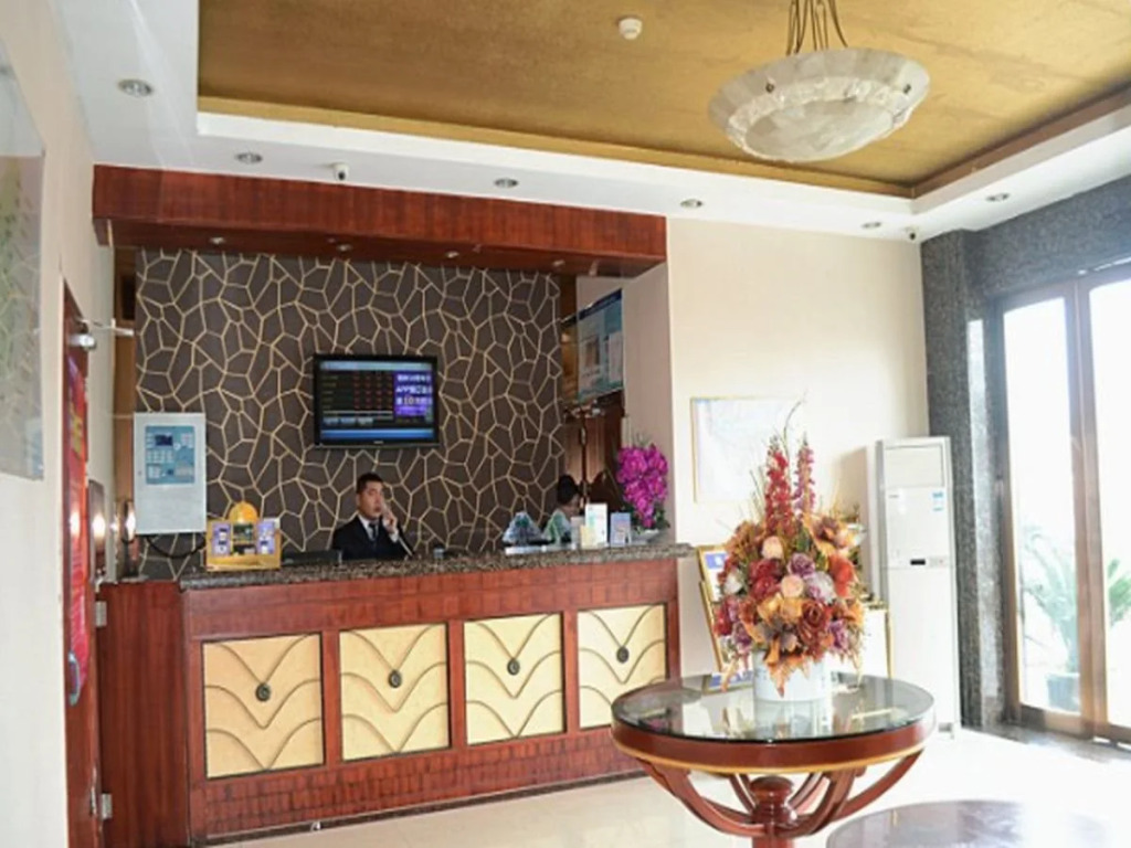 Greentree Inn Zhejiang Ningbo East Bus Station Express Hotel