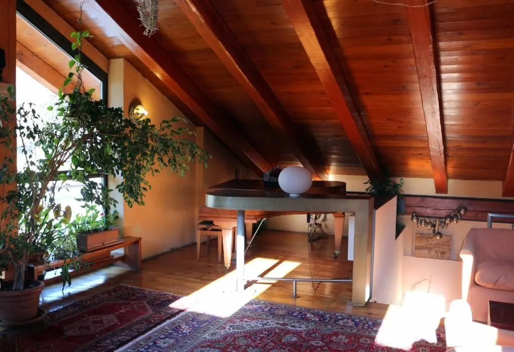 Hotel Bucaneve