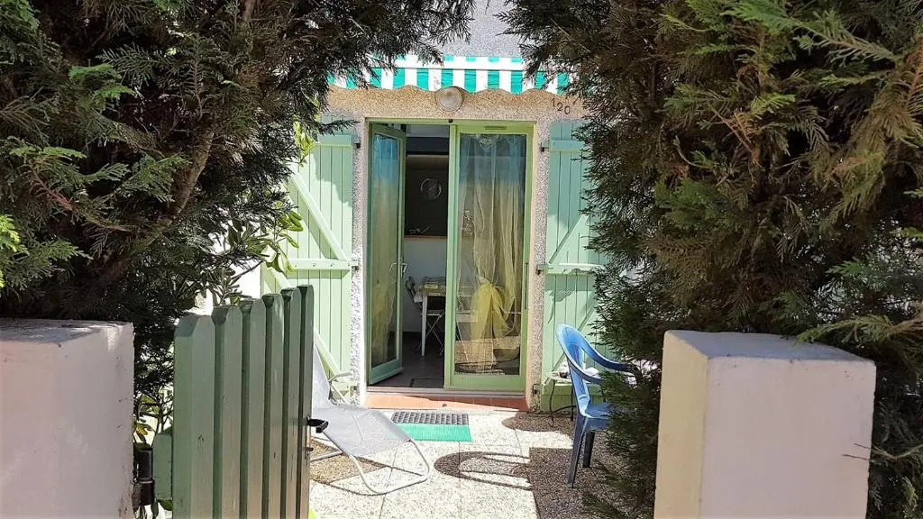 Pavillon dans résidence avec piscine au cœur d'Argeles sur mer- 6PMER120
