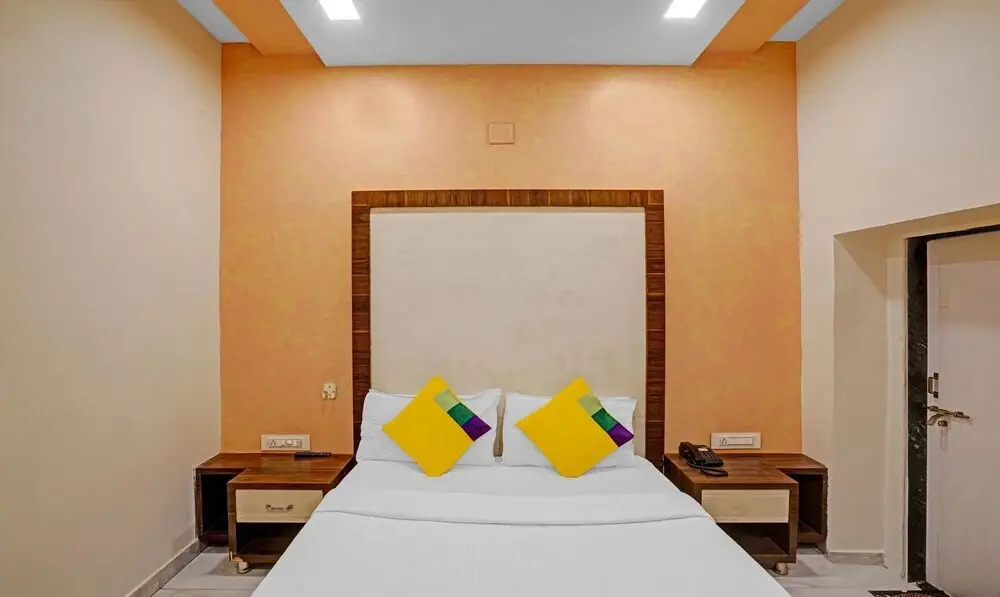 Hotel Aakash by Treebo Hotels