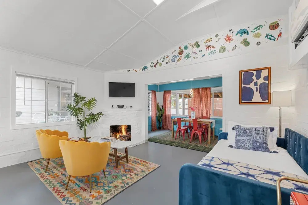 Fable by Avantstay 2 Unique Spaces, w/ Bowling, Hot Tub, Fire Pit, Large Yard