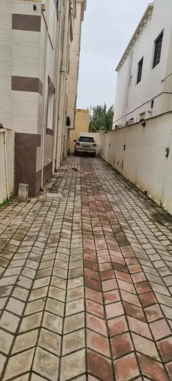 شقه ثلاث غرف عوقد