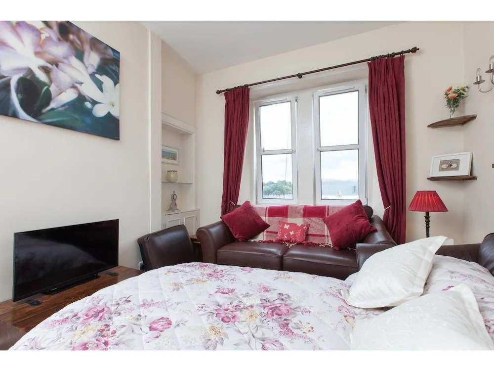 Homely Tenement for 4 Near Botanic Gardens
