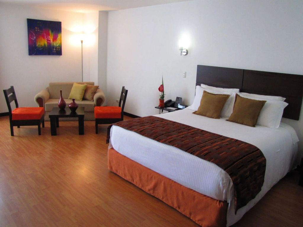 Hotel Varuna
