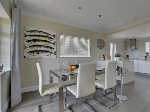 Holiday Home Pasain bury
