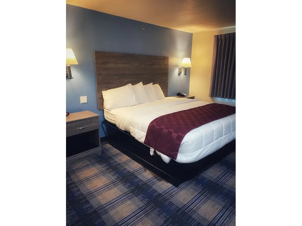 Arya Inn And Suites