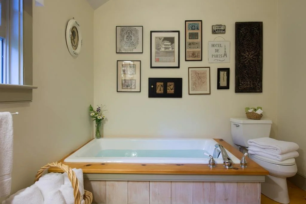 Inn at Silver Maple Farm