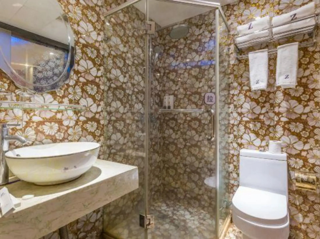 Zsmart Hotel (Shanghai Baoshan Wanda Gongkang Road Subway Station)