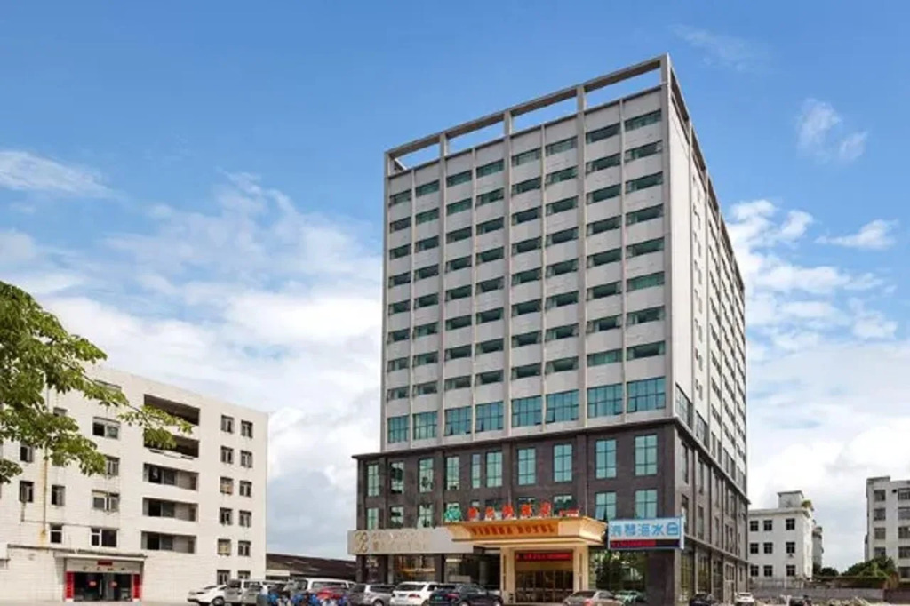 Vienna Hotel (Shenzhen Longgang Xinsheng Metro Station Branch)