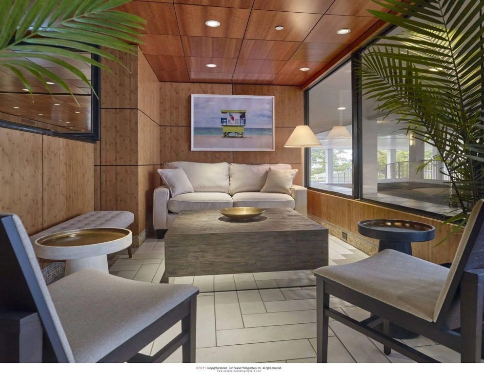Henlopen Oceanfront Hotel