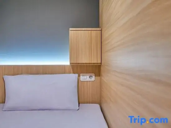 Sky Sleepbox Lembang
