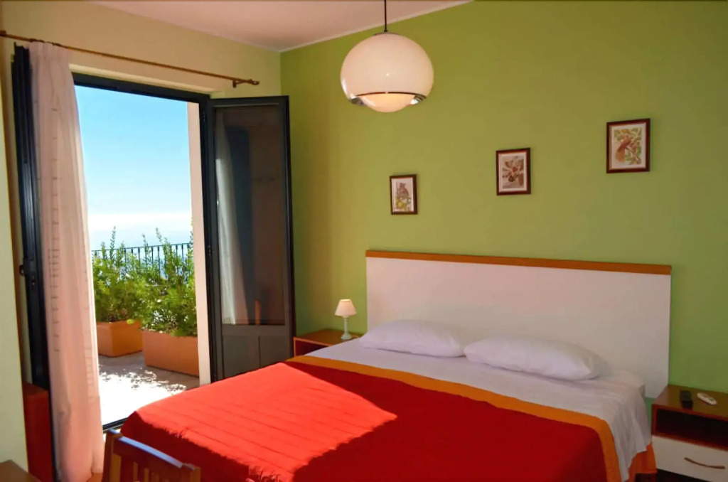 L'Infinito Guest House