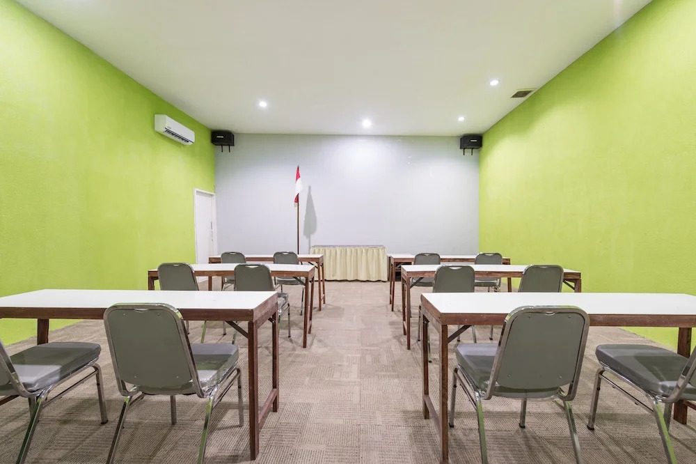 Airy Syariah Laweyan Samanhudi 12 Solo