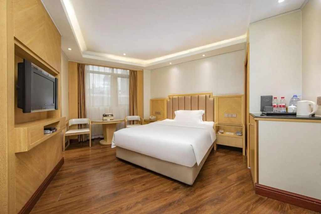 Donghai Hotel