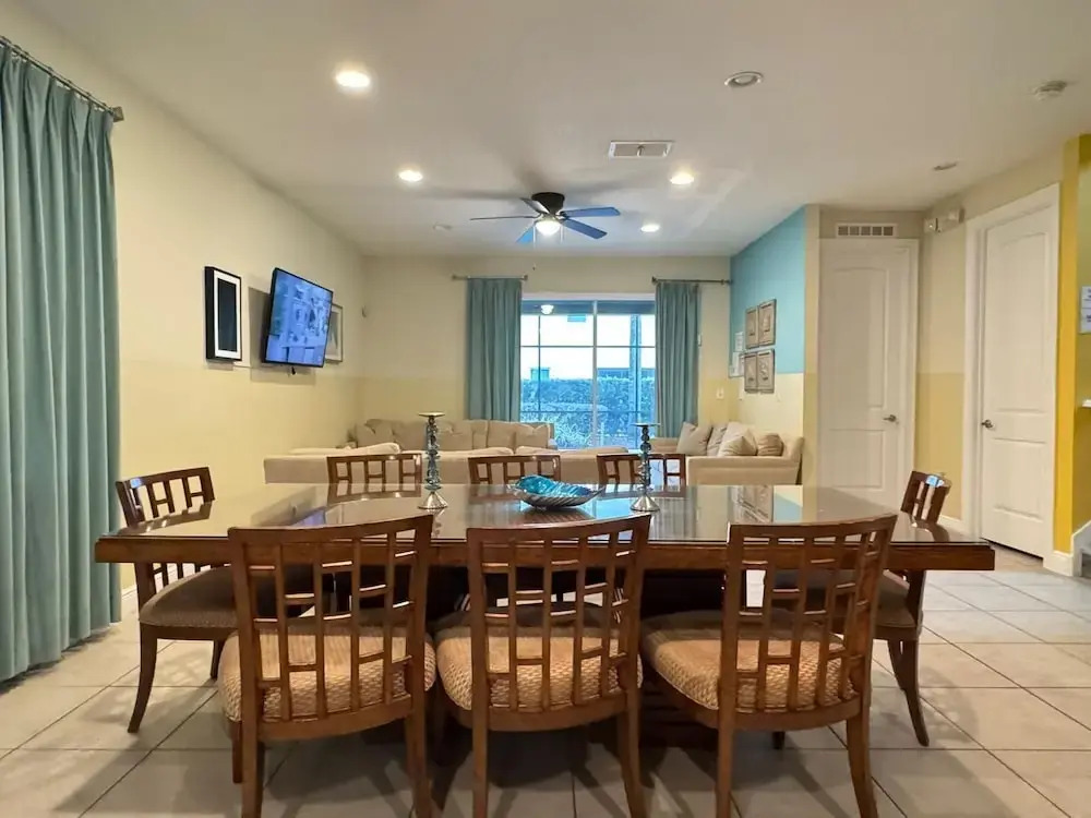 7613-8-bl-only 10 Minutes From Disney