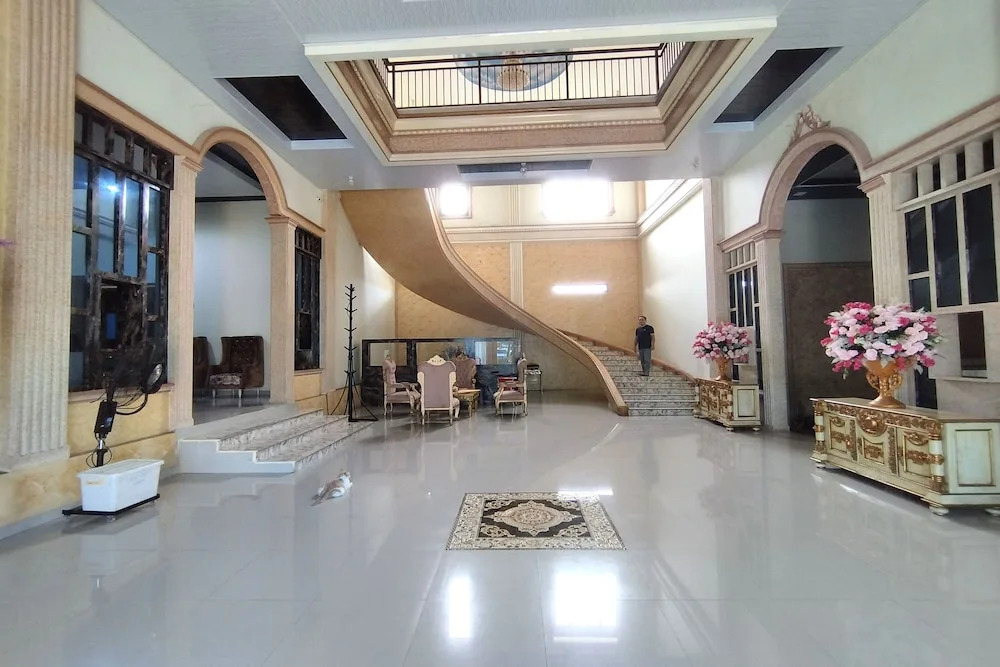RedDoorz near Islamic Center Jambi