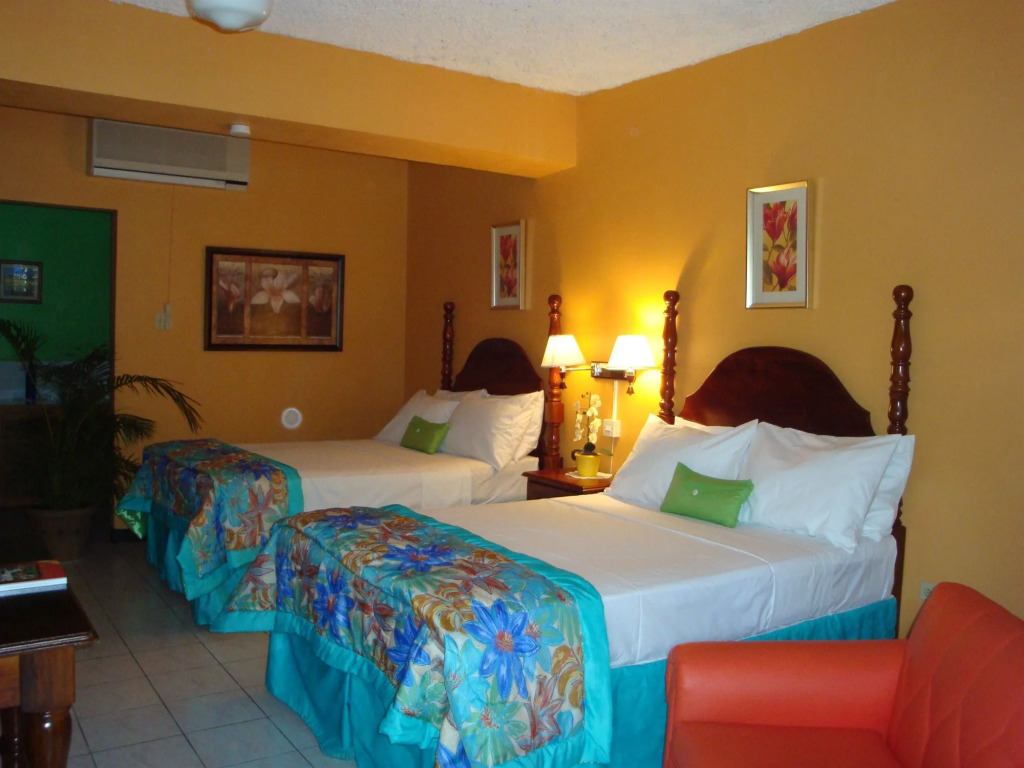 GolfView Hotel