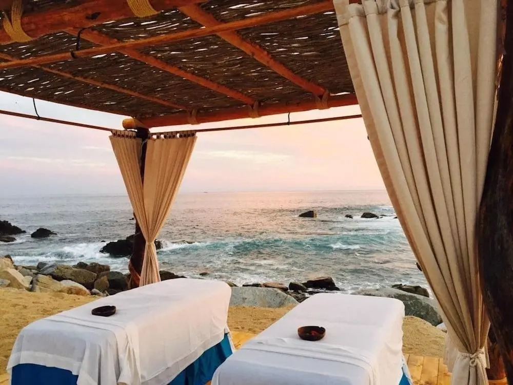 Rated for the Best Value in Cabo San Lucas!! 2BR 8P