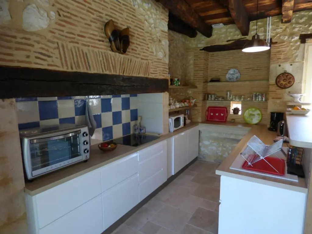 Gîte Saint-Pierre-de-Chignac, 3 pièces, 6 personnes - FR-1-616-18