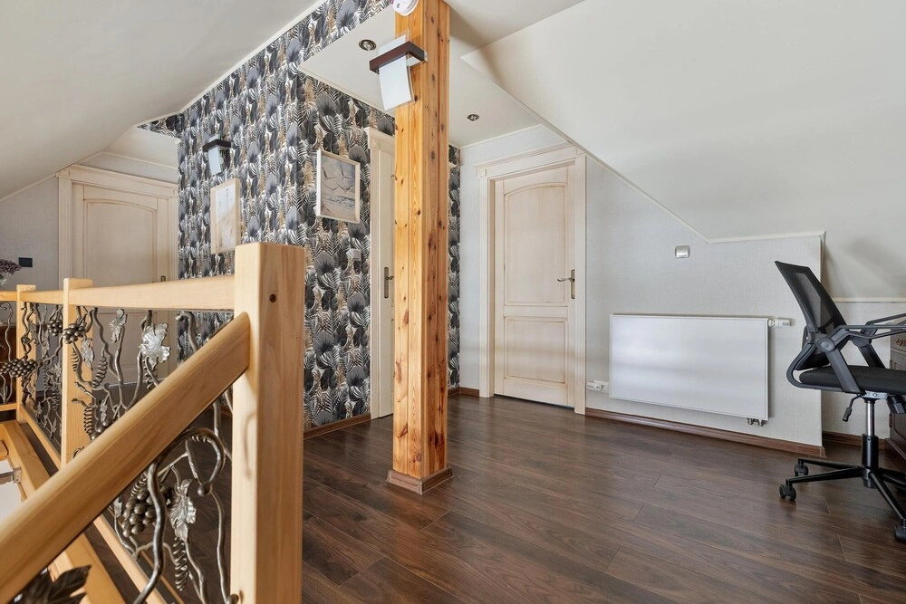 Large, Comfortable Holiday Villa With a Garden