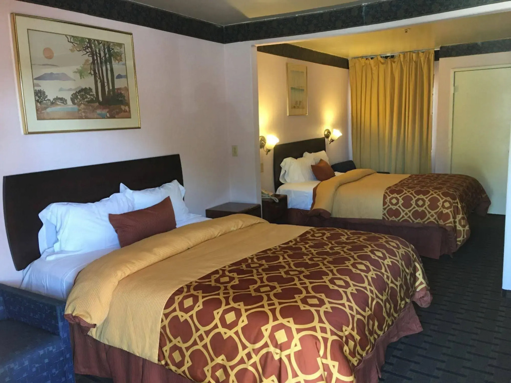 Executive Suites Inn