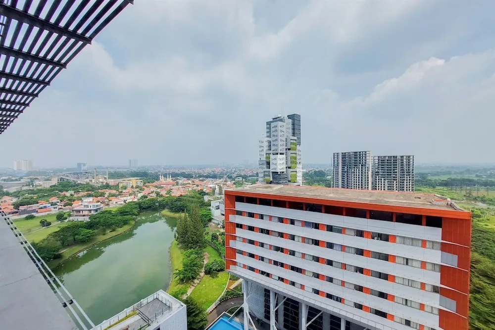Elegant And Spacious 2Br At Paddington Heights Apartment