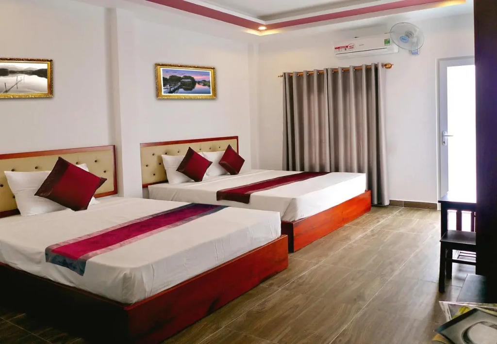 Merlion Hotel