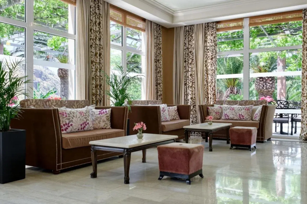 Aphrodite Hotel