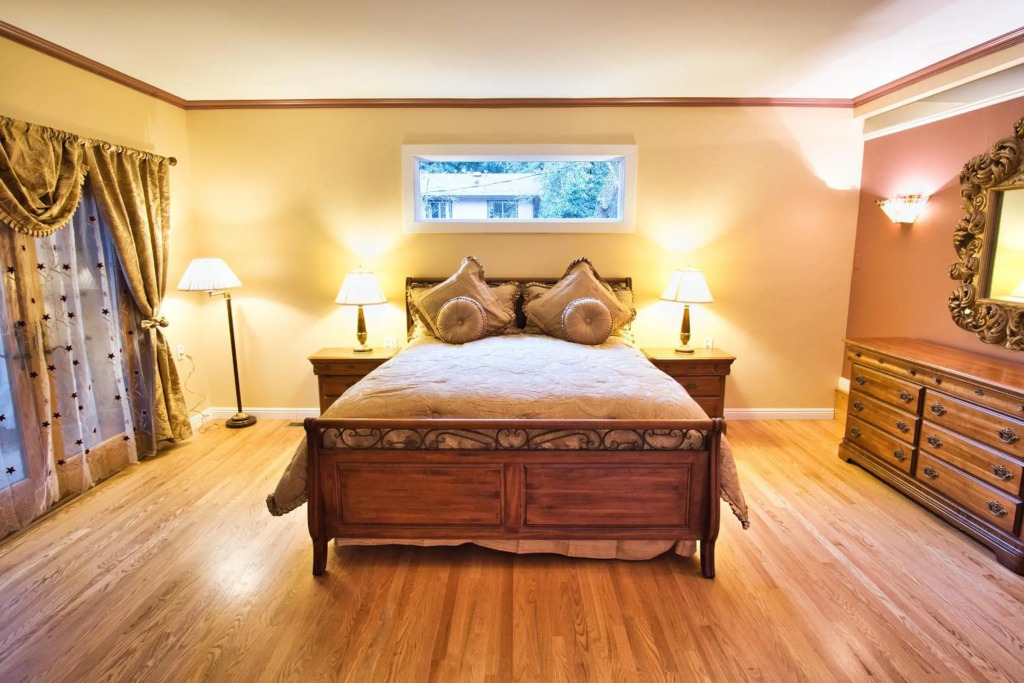 Regal Victorian Home in Downtown Calistoga