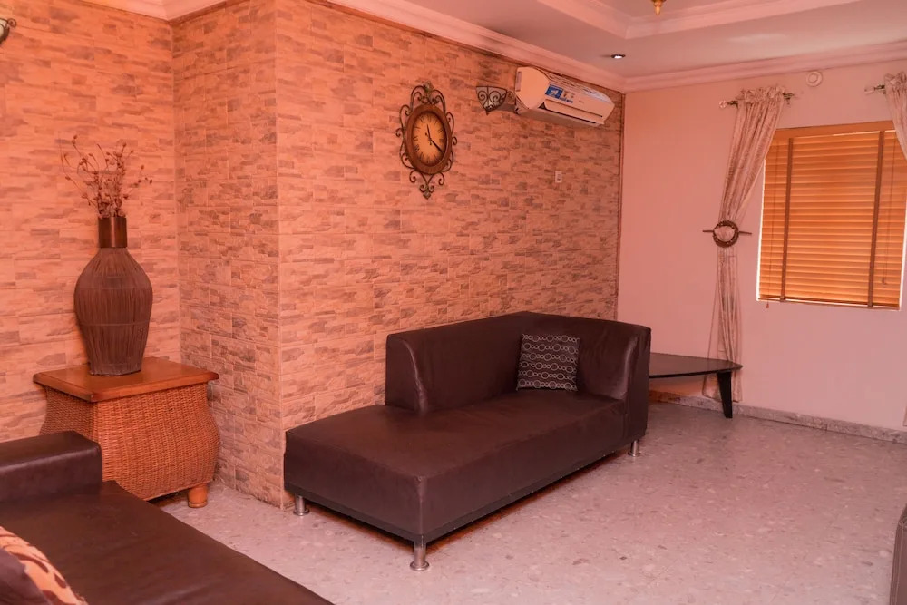 Fryburg Suites
