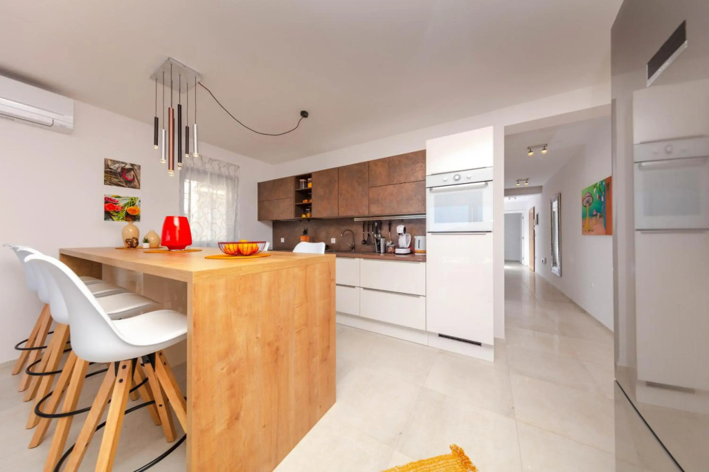 Apartman Oranž