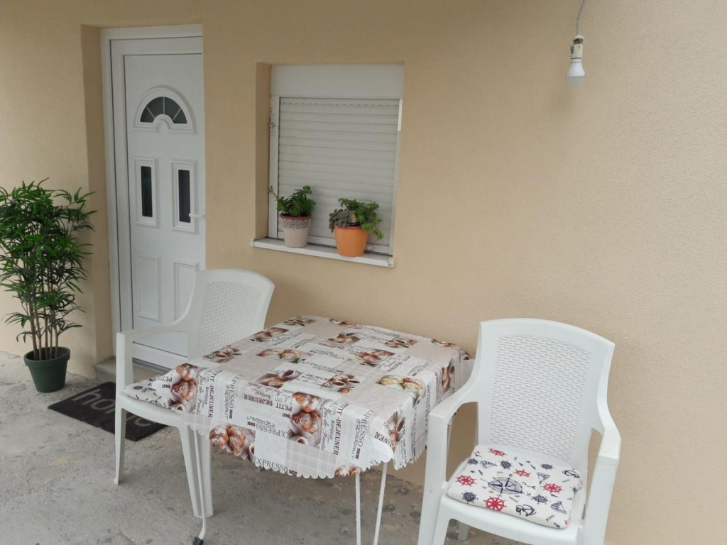 Holiday house Nadi - cosy & quiet: Milna (Brac), Island Brac
