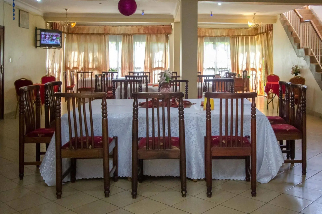Chez Johnson Hotel