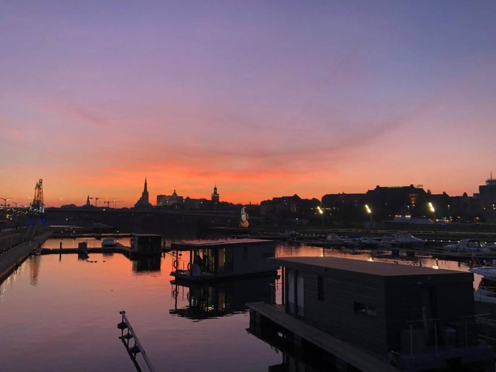 Hausboot - Domy na wodzie - Houseboat Porta Mare - Odradream