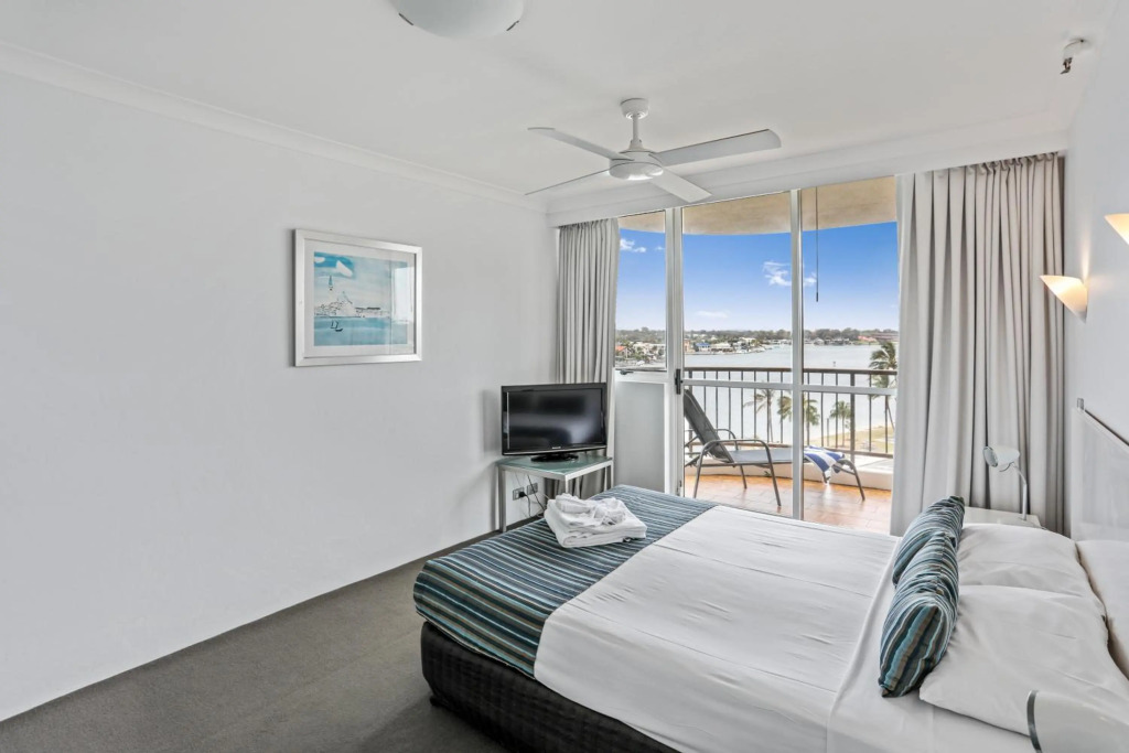 Spectrum Holiday Apartments