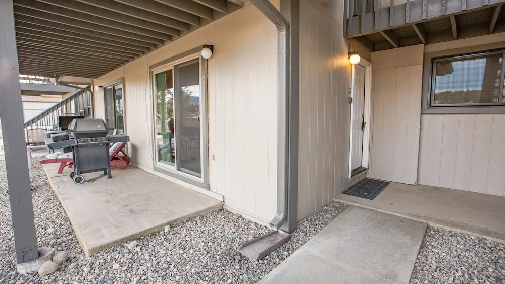Meadow Ridge Court 7 Unit 3 2 Bedroom Condo