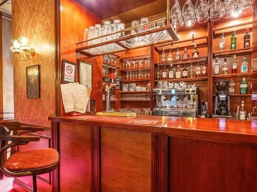 London Elizabeth Hotel