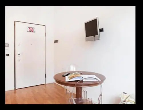 Room Touch And Go