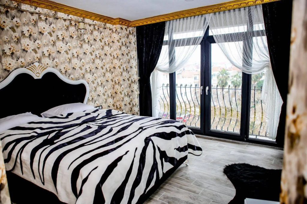 Erdek Hadrian Otel