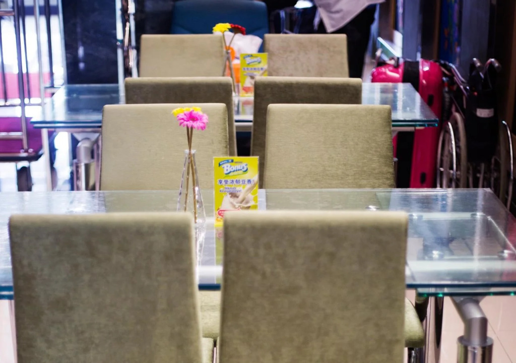One Avenue Hotel